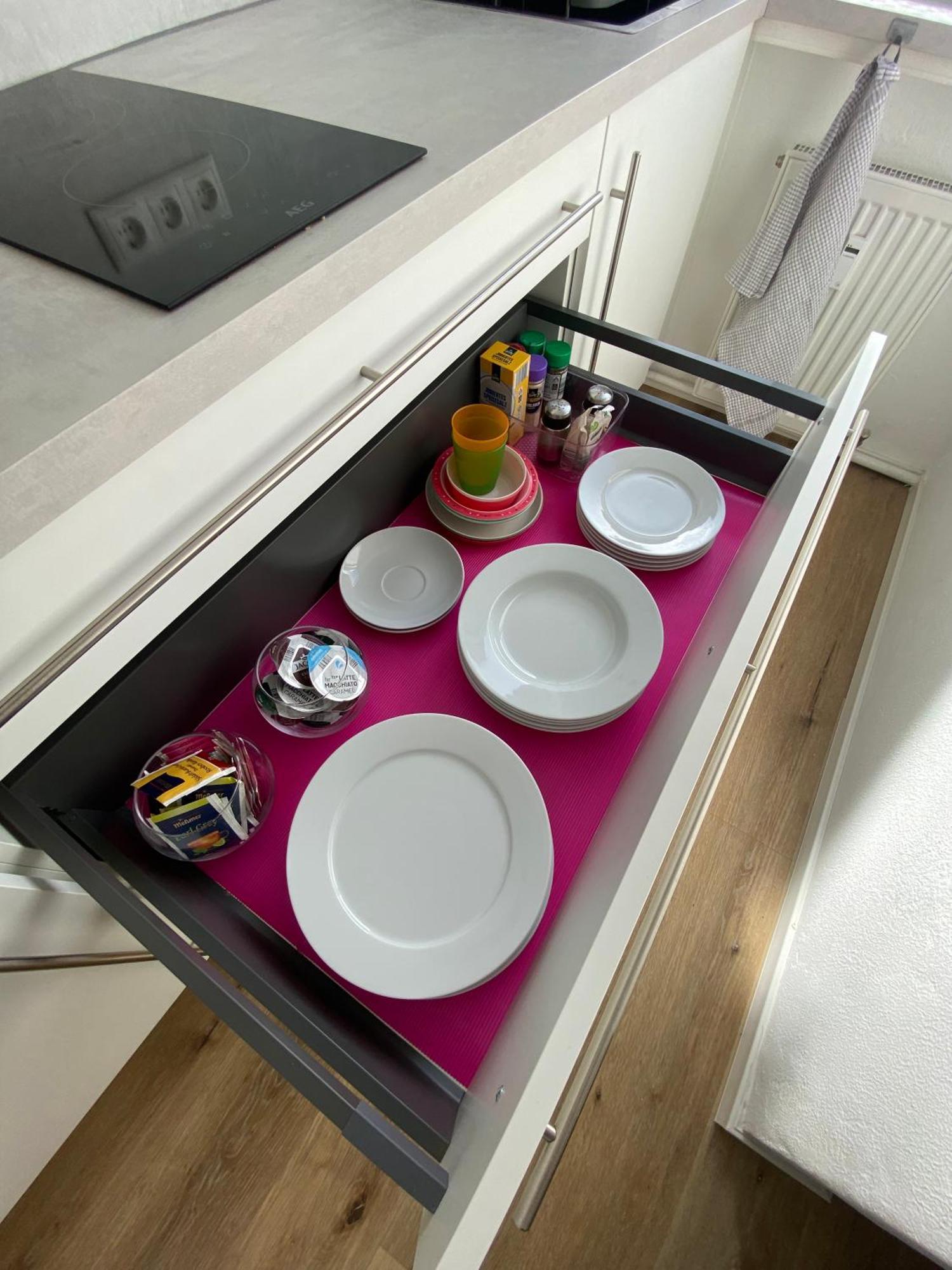 Schoene 1-zimmer Am Bahnhof 2 Parkplaetze Apartment